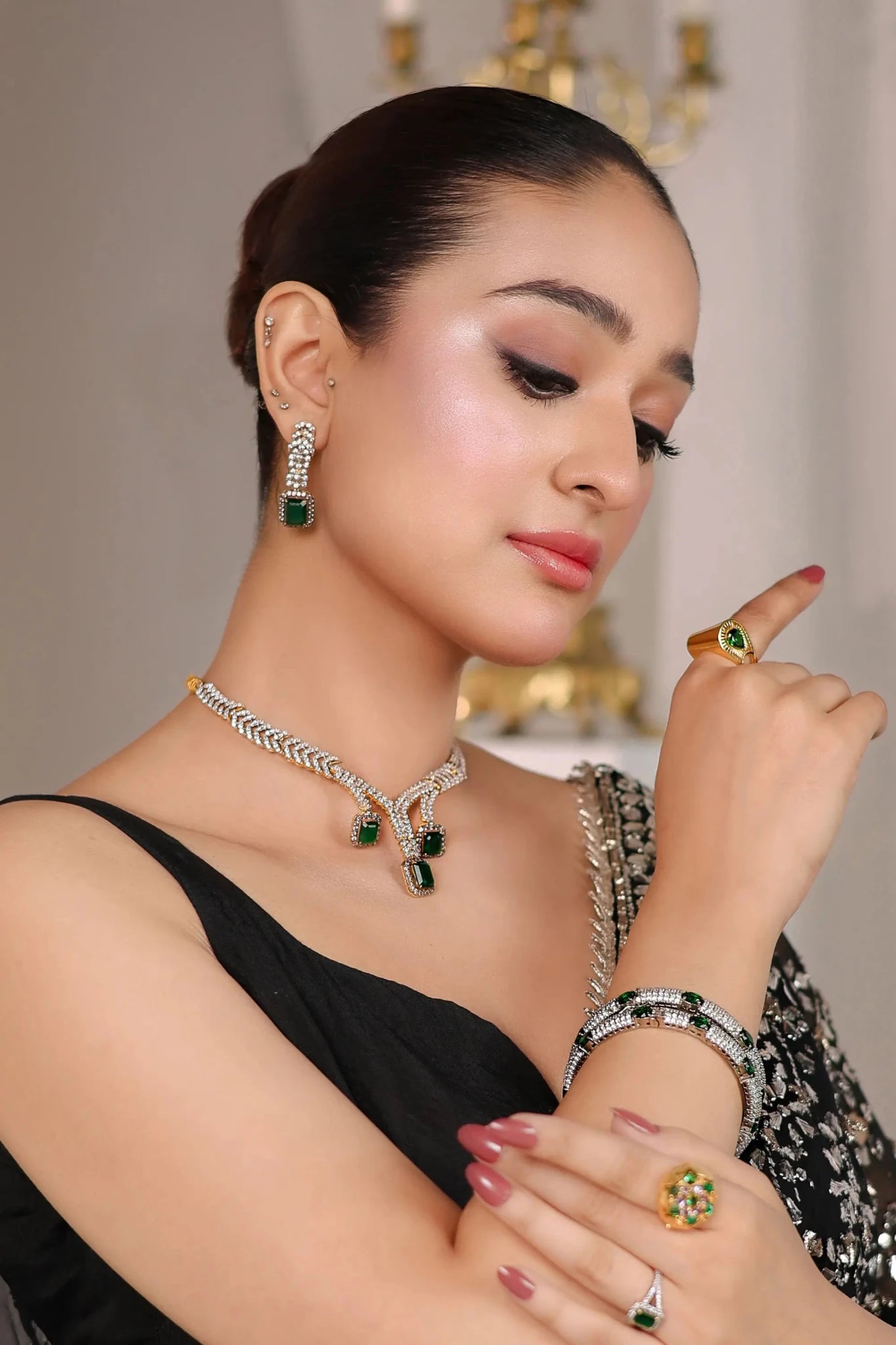 Arora - Asim Qayyum Jewelers