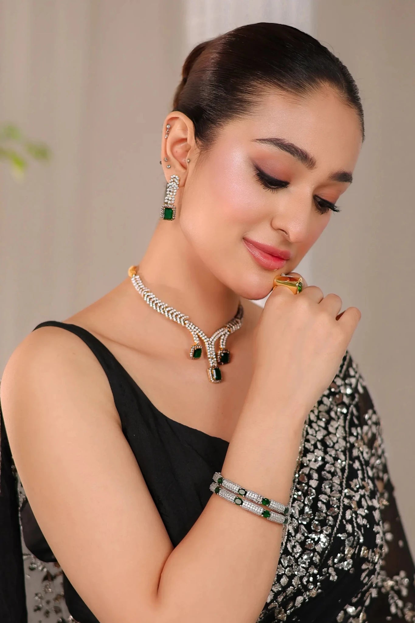 Arora - Asim Qayyum Jewelers